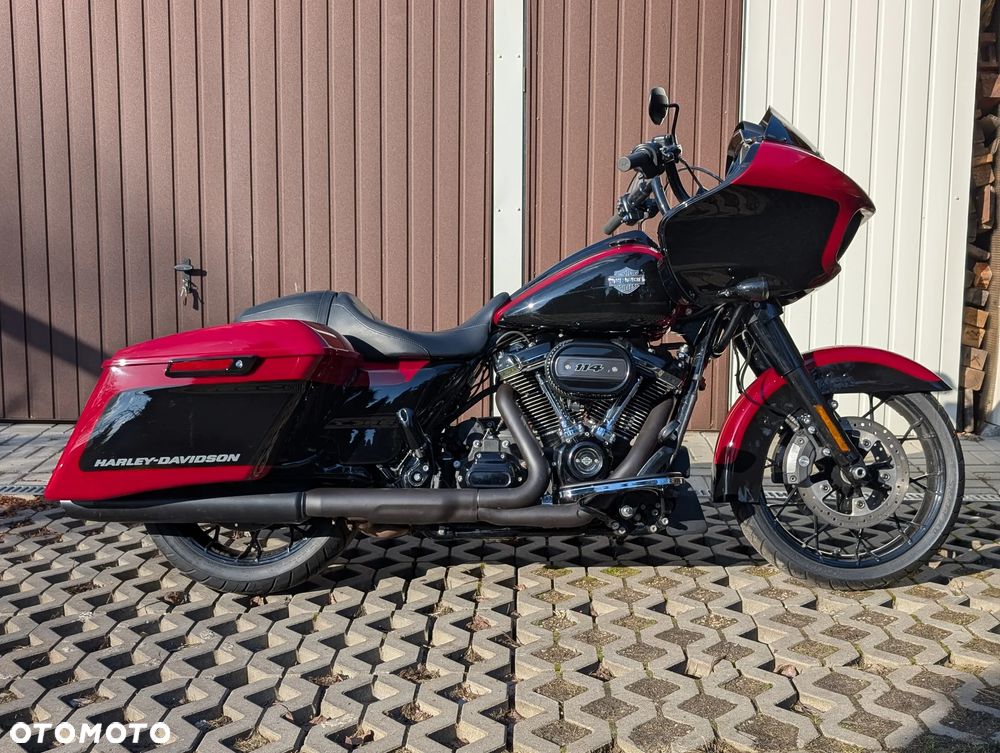 Harley-Davidson Touring Road Glide - 1