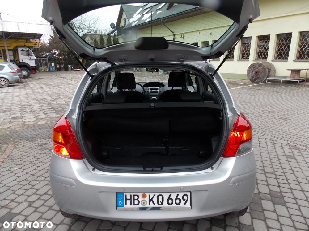 Toyota Yaris 1.0 VVT-i Sol - 7