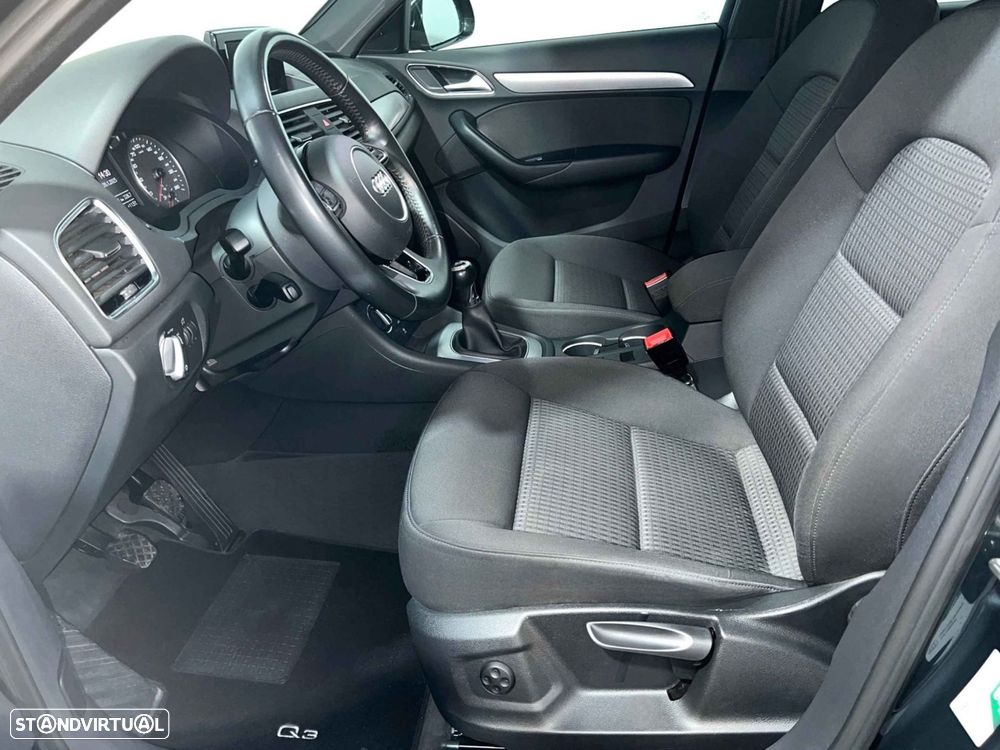 Audi Q3 2.0 TDI Design - 6