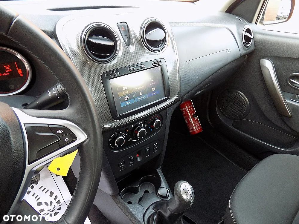 Dacia Sandero Stepway 0.9 TCe Laureate S&S - 11