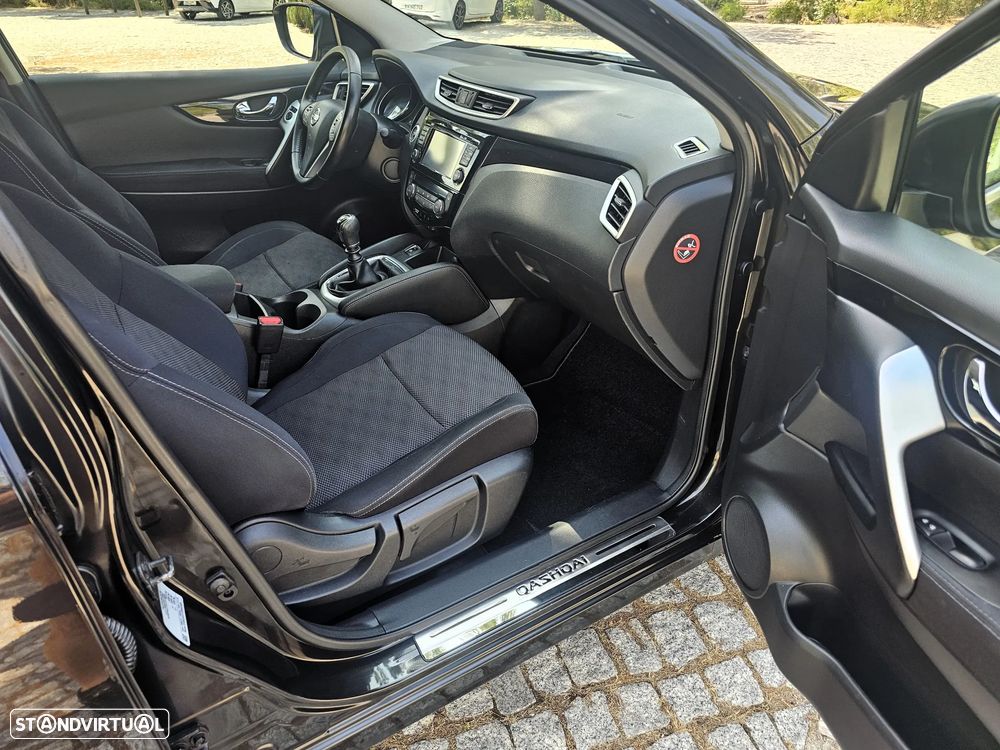 Nissan Qashqai 1.5 dCi Tekna - 17