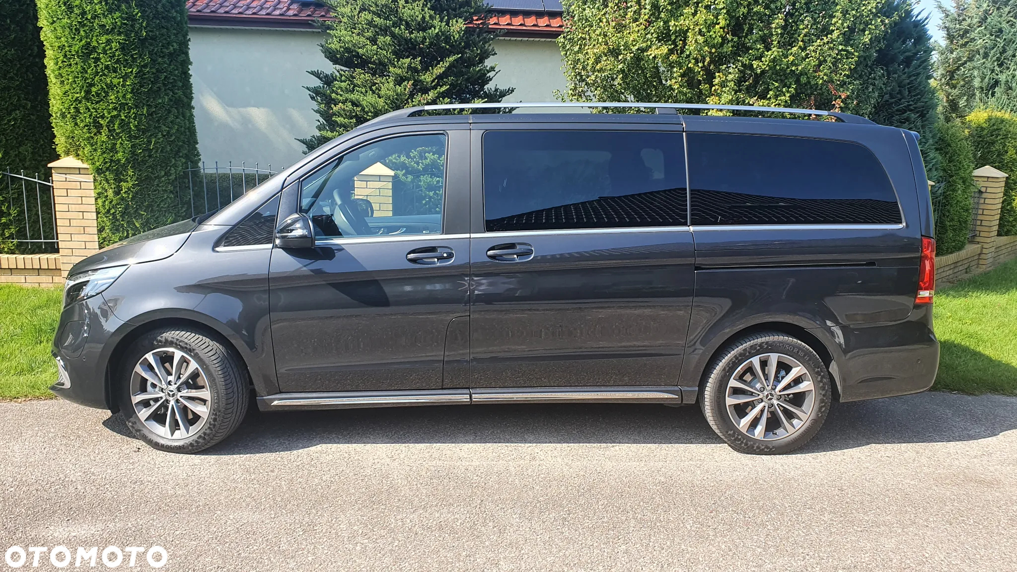 Mercedes-Benz EQV - 10