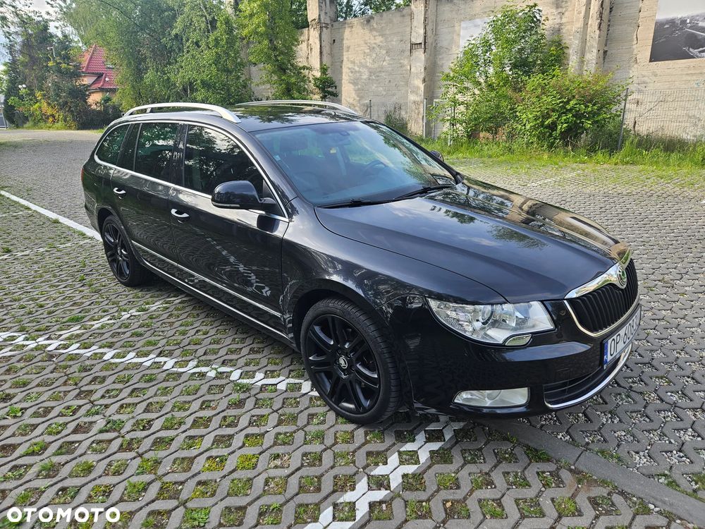 Skoda Superb 2.0 TDI DSG Elegance - 4