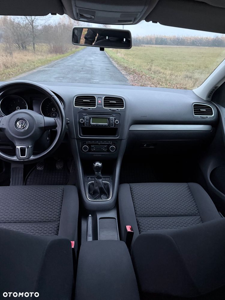 Volkswagen Golf - 14