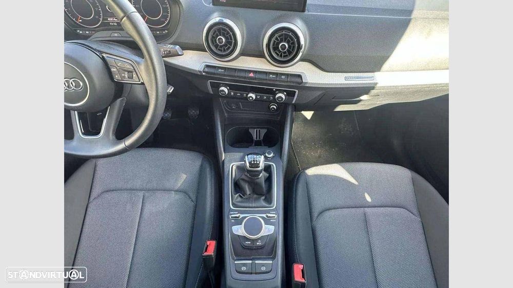 Audi Q2 30 TFSI Advanced - 10