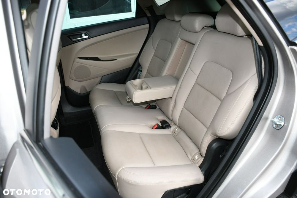 Hyundai Tucson - 32