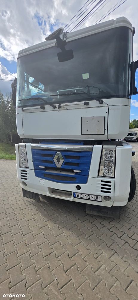 Renault Magnum