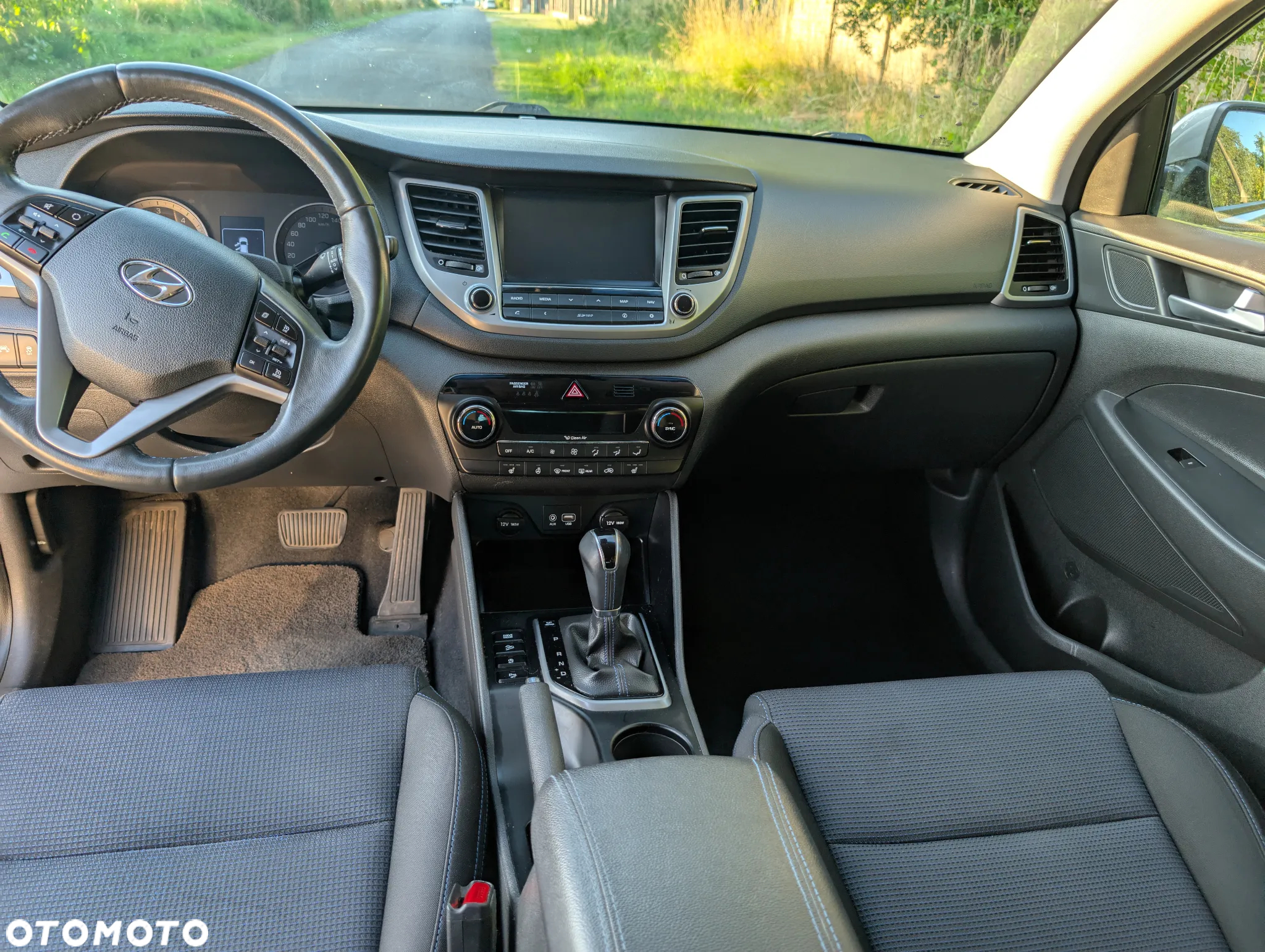 Hyundai Tucson blue 1.7 CRDi 2WD DCT Trend - 23