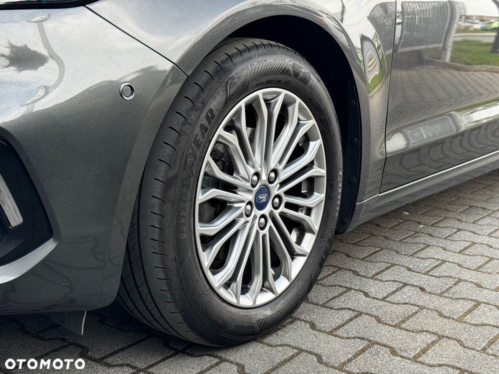 Ford Mondeo 2.0 EcoBlue Titanium - 19