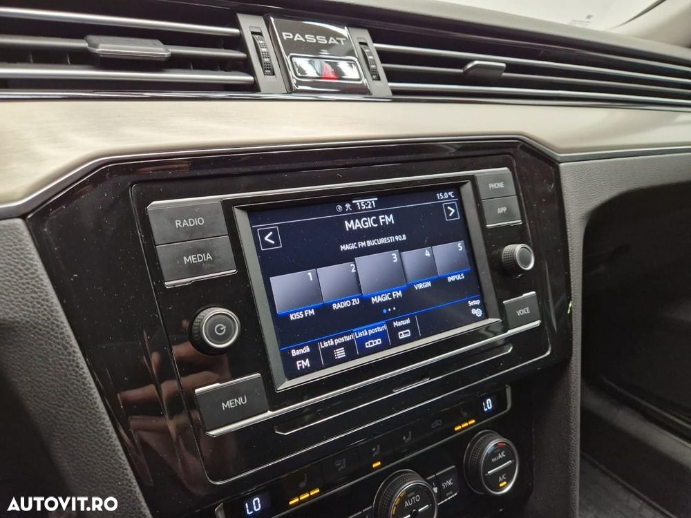 Volkswagen Passat - 10