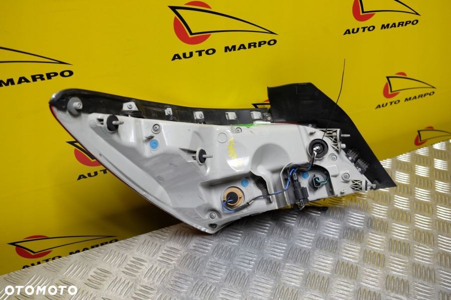 BUICK LACROSSE 2010-2013 LAMPA TYŁ PRAWA LED USA - 9