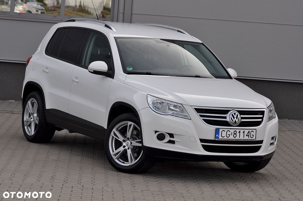 Volkswagen Tiguan 2.0 TDI DPF BlueMotion Technology Sport & Style - 20