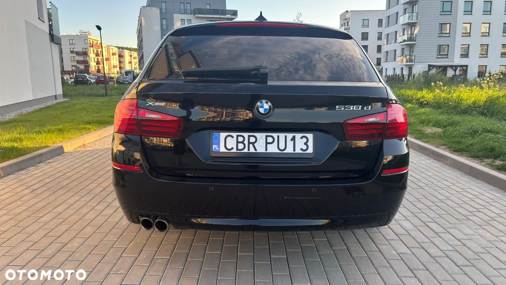 BMW Seria 5 530d xDrive Sport-Aut - 6