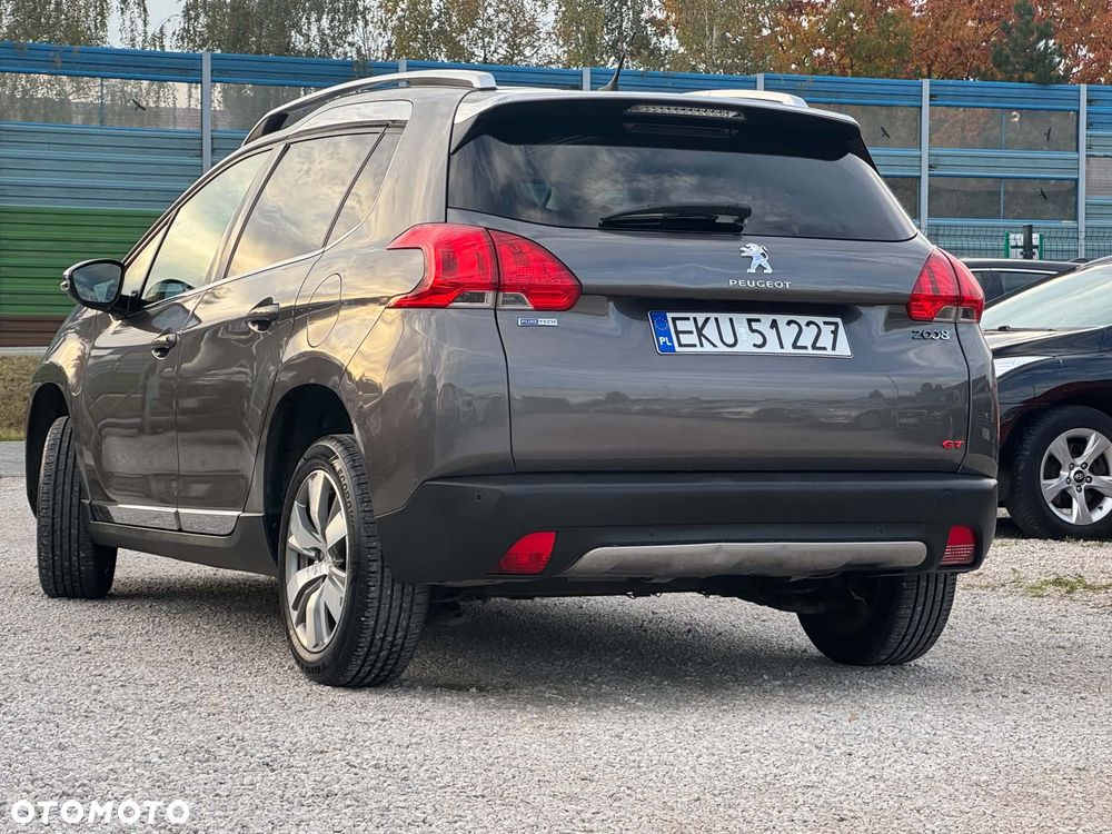 Peugeot 2008 - 11