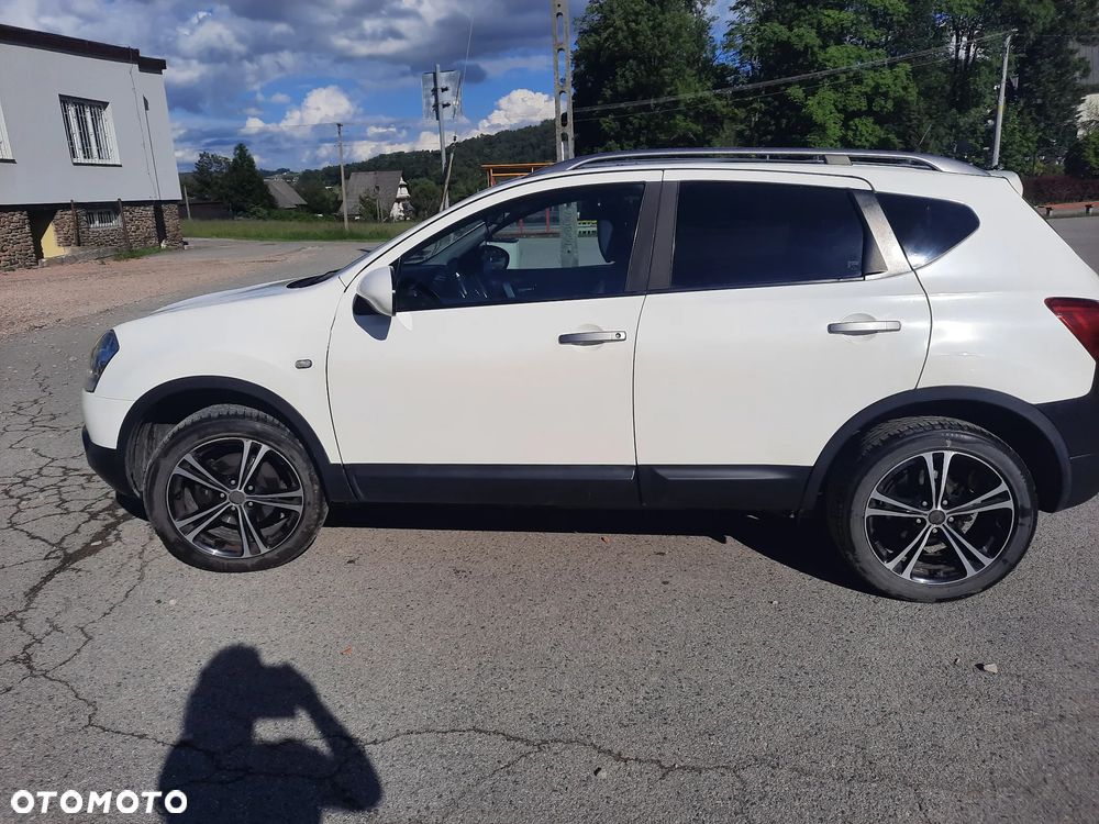 Nissan Qashqai - 11