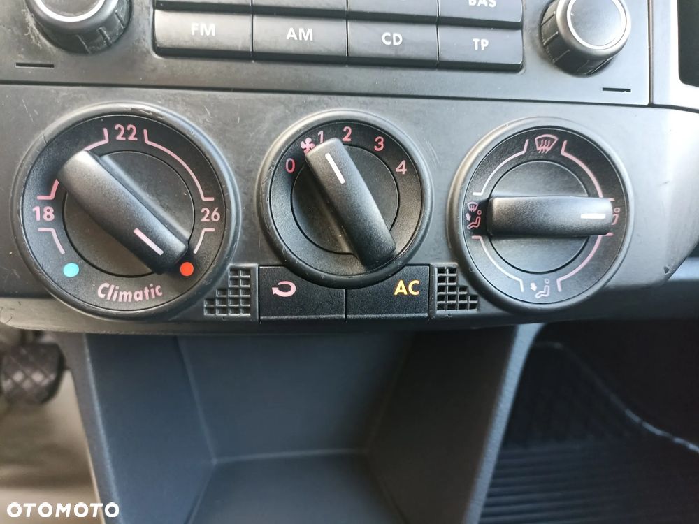 Volkswagen Polo 1.2 Tour - 28