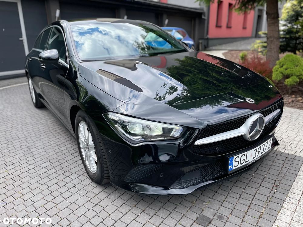 Mercedes-Benz CLA 180 AMG Line - 3