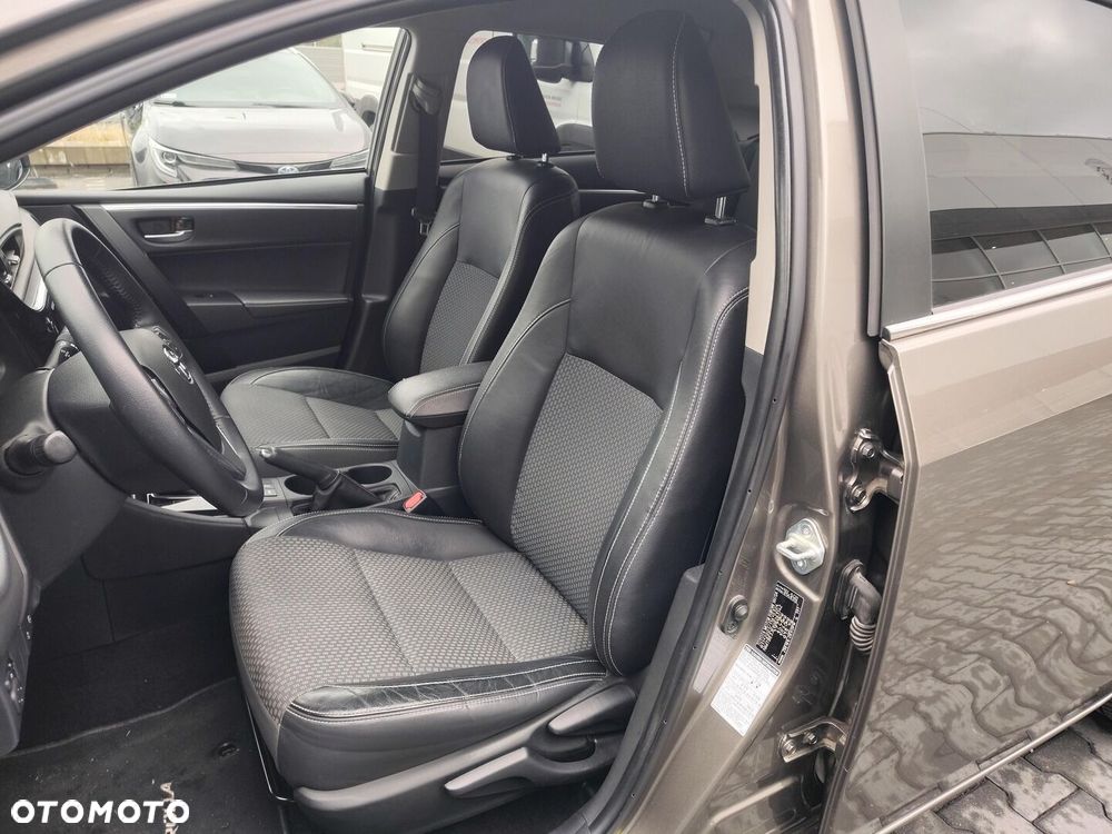 Toyota Corolla - 9