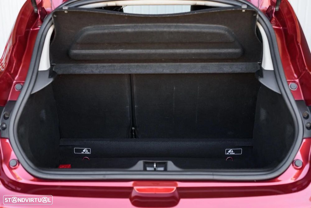 Renault Clio 1.5 dCi Limited EDition - 16