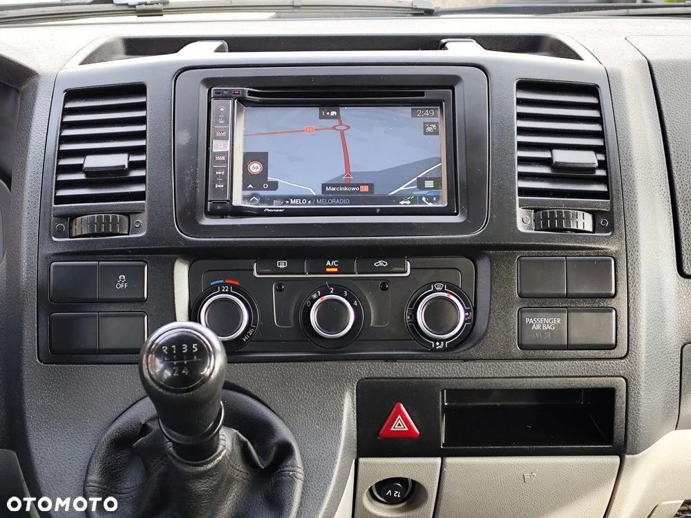 Volkswagen Transporter T5 - 14