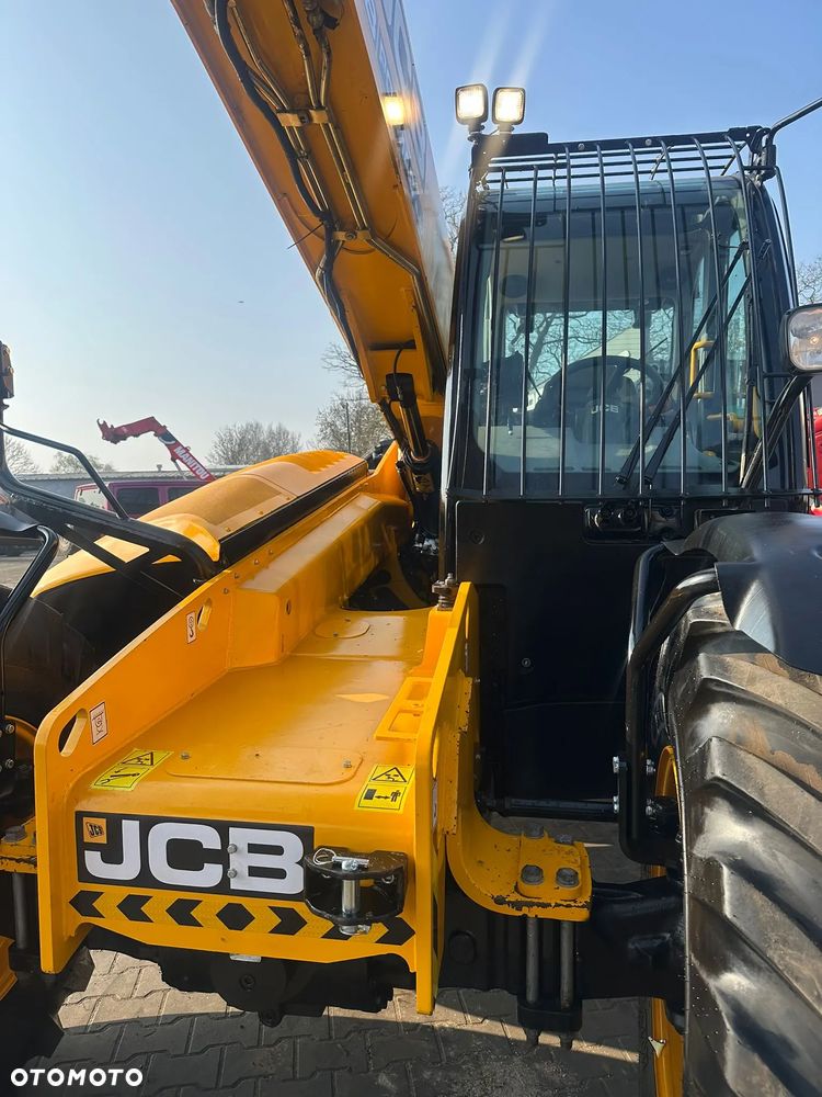 JCB 560-80 - 7