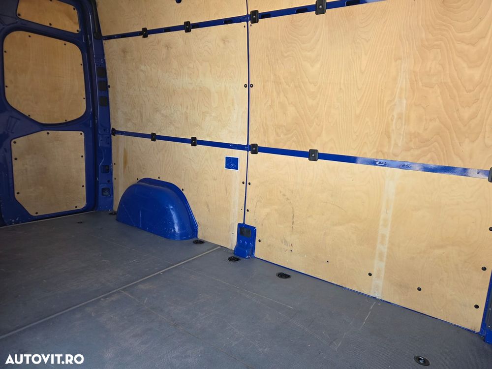 Mercedes-Benz New Sprinter L3H2 - 15