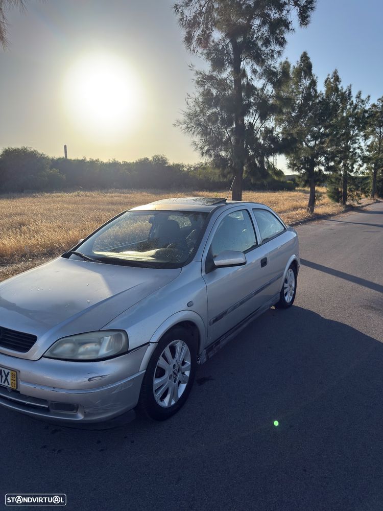 Opel Astra 1.4i 16V - 1