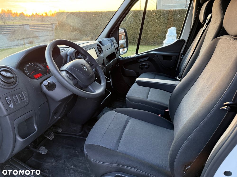 Renault Master - 11