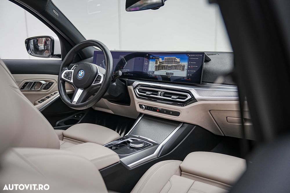 BMW Seria 3 330e Aut. M Sport - 19
