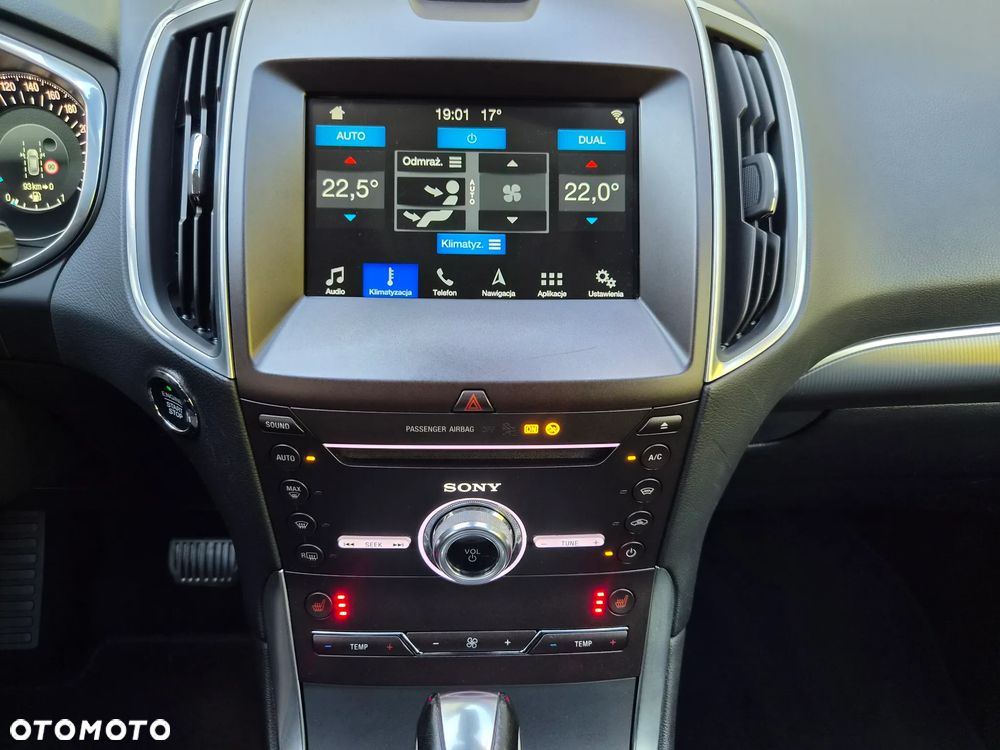 Ford S-Max 2.0 TDCi Titanium PowerShift - 22