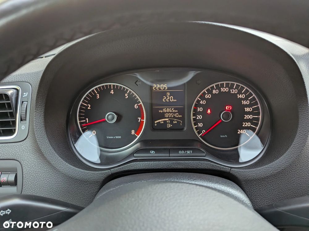 Volkswagen Polo Cross - 13