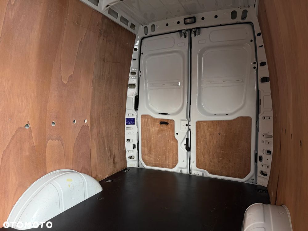 Iveco Daily L3H2 HI-MATIC - 14