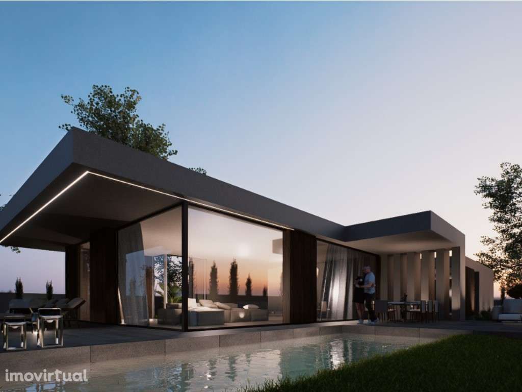 Moradia 4 frts térrea - Grande imagem: 2/13