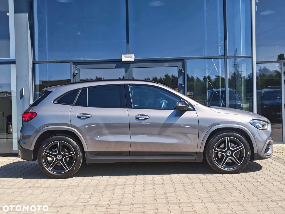 Mercedes-Benz GLA 200 mHEV AMG Line 7G-DCT - 4