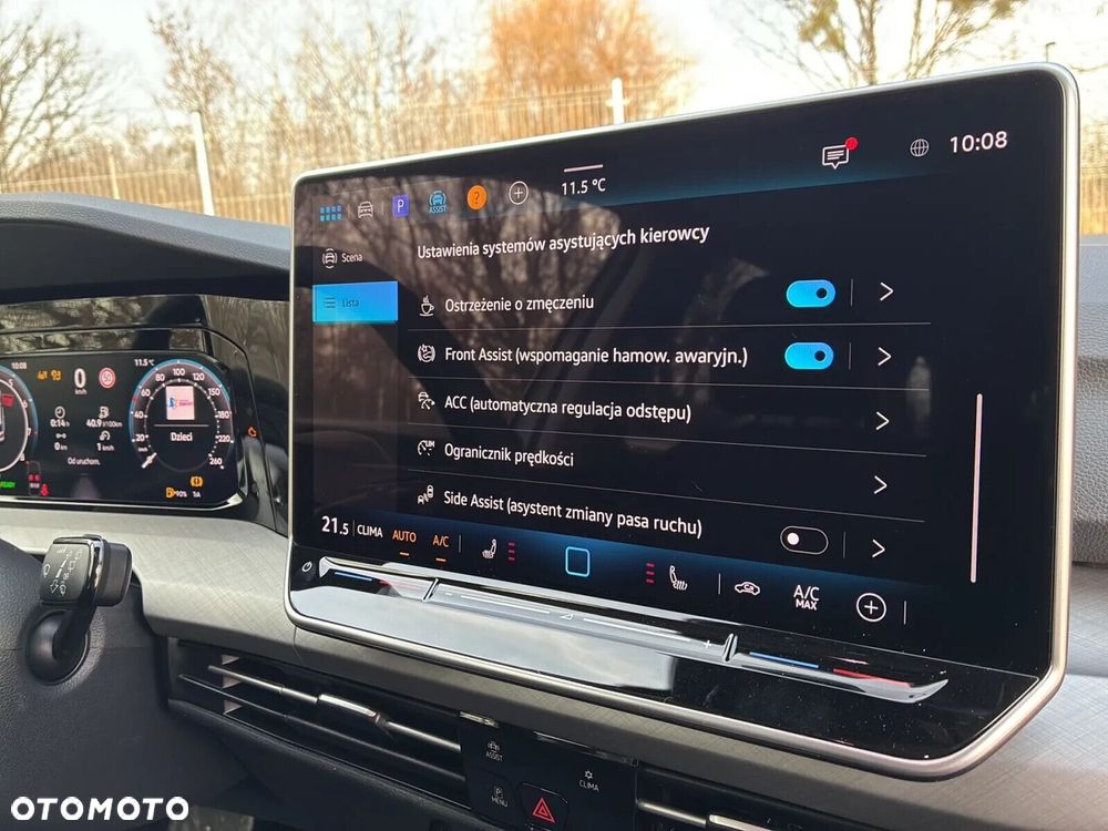 Volkswagen Golf Variant - 19