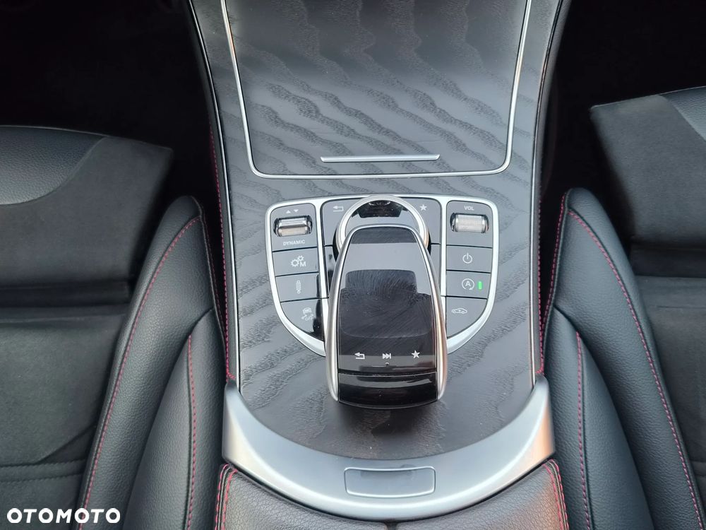Mercedes-Benz GLC AMG 43 4Matic 9G-TRONIC - 21