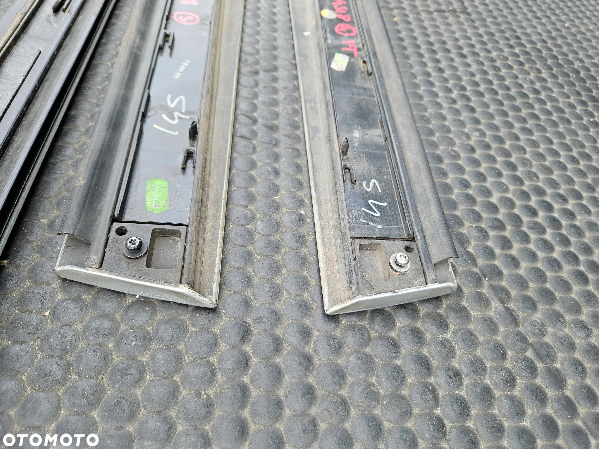 Listwa Listwy Drzwi Srebrne LY7W Dolne Komplet Audi A6 C6 Sedan Kombi Oryginalne - 30