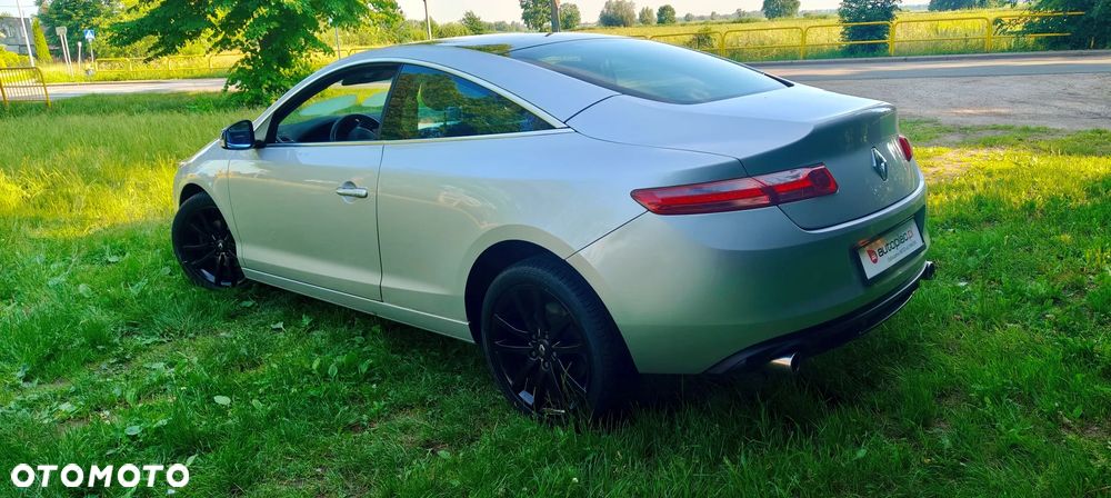 Renault Laguna dCi 150 FAP Night and Day - 39