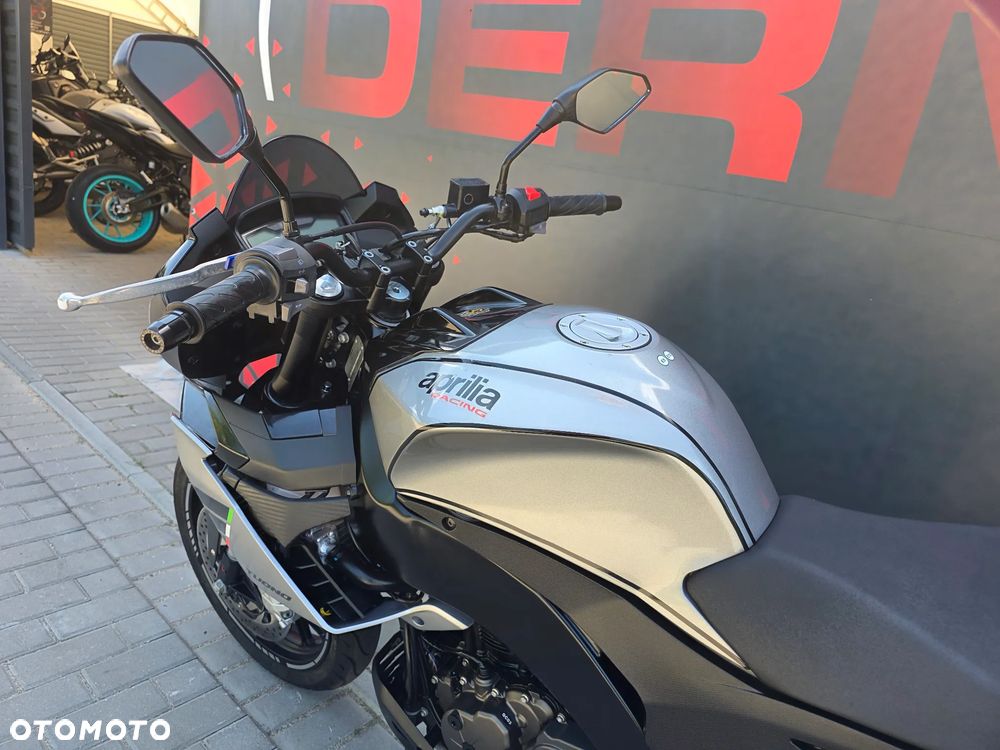 Aprilia Tuono - 19