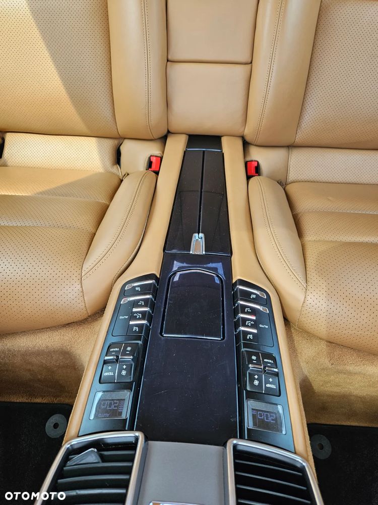 Porsche Panamera Diesel - 21