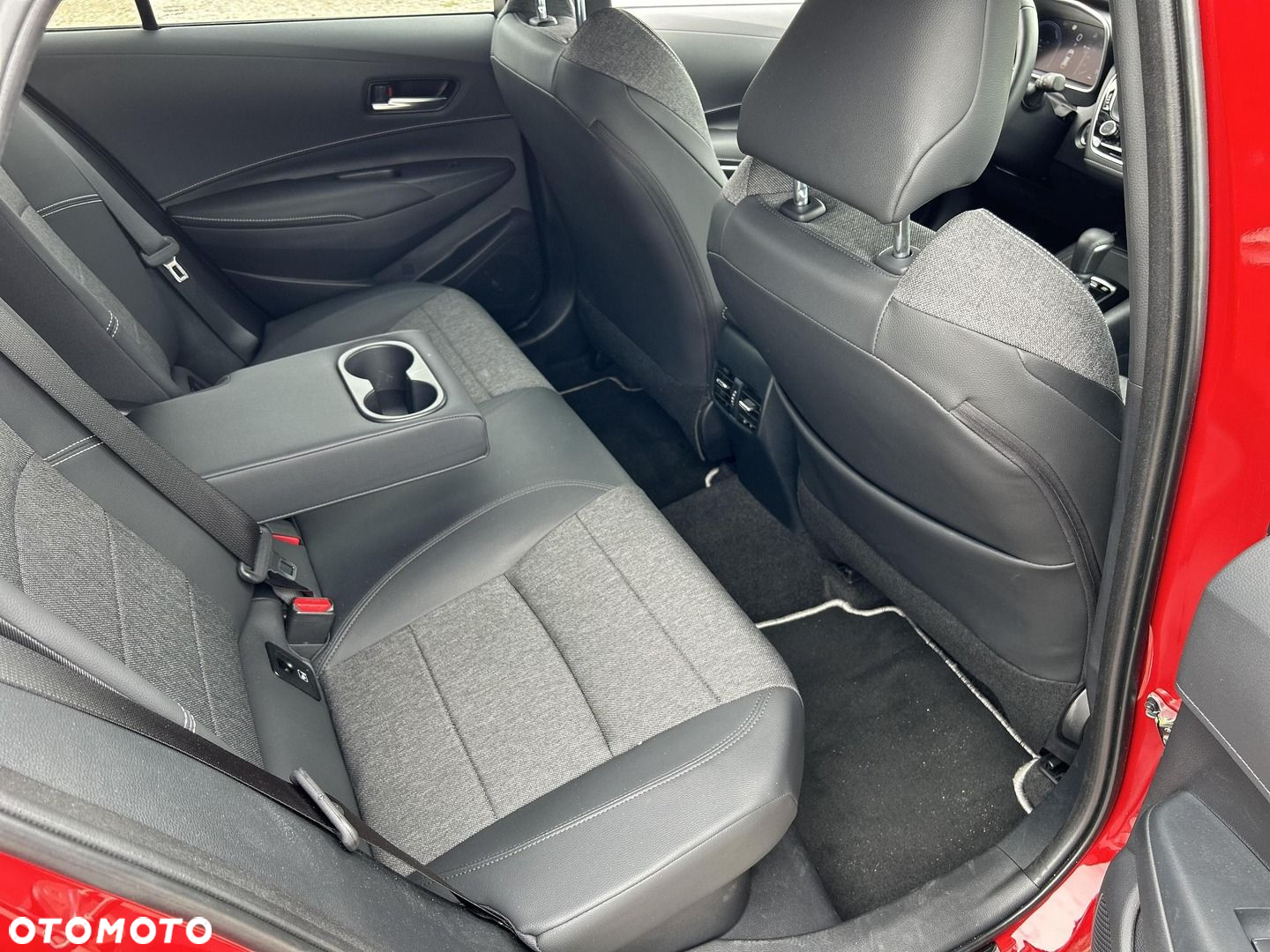 Toyota Corolla - 16