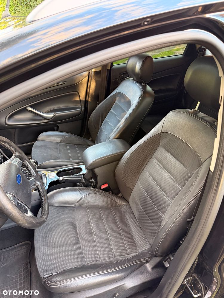 Ford Mondeo 2.0 TDCi Titanium - 14