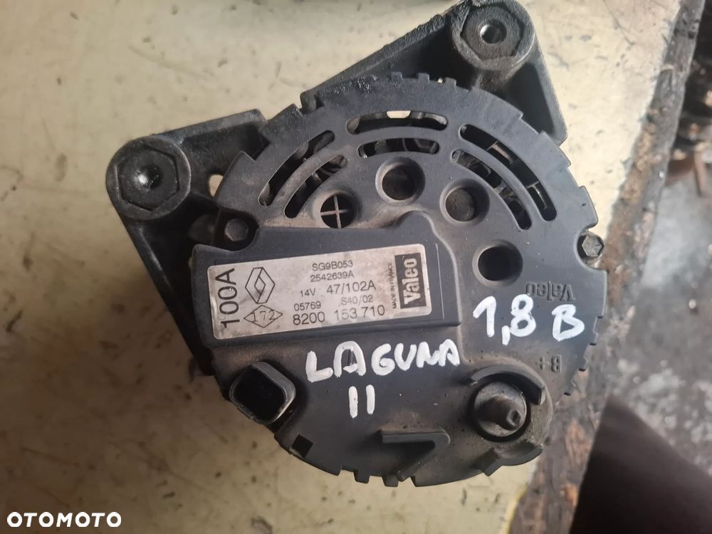 RENAULT laguna II 1,8 16V alternator 8200153710