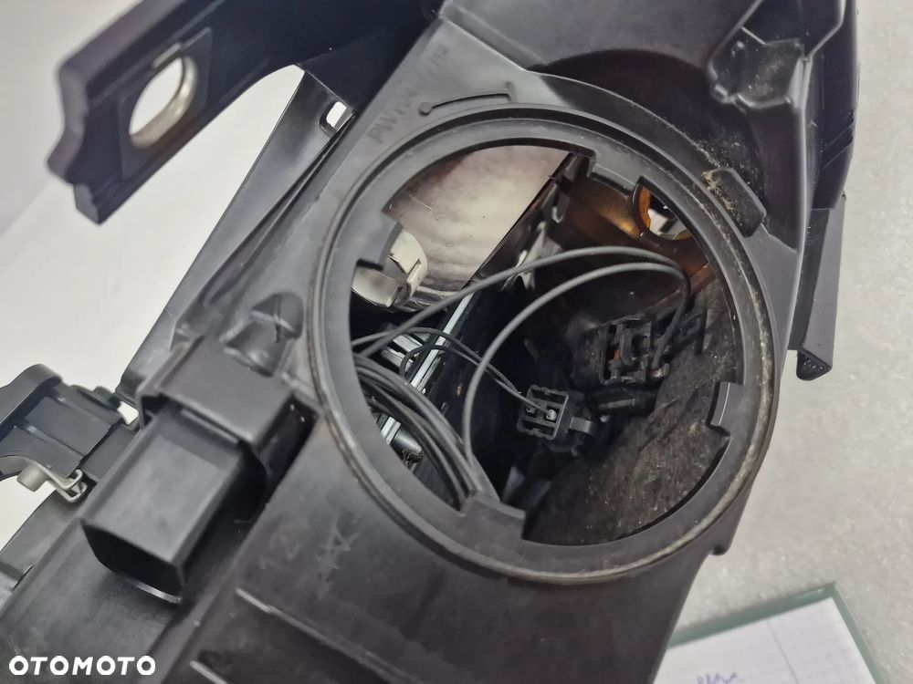 AUDI Q3 LIFT 14- LEWA LAMPA PRZEDNIA PRZÓD XENON LED , NR 8U0941005C , NR AUKCJI LA273 - 15