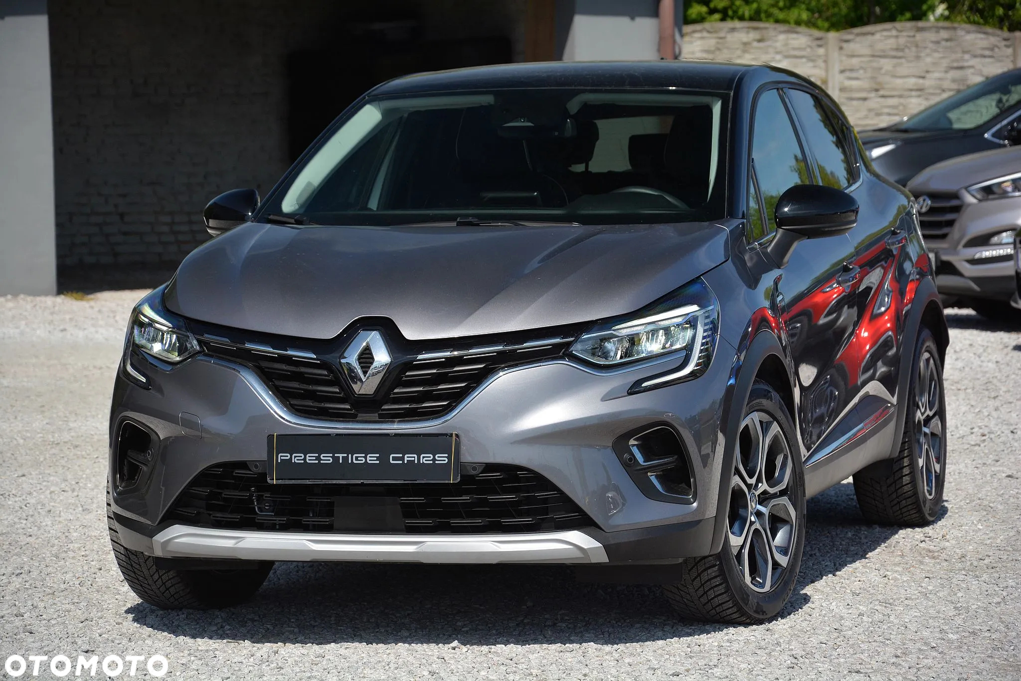 Renault Captur E-TECH PLUG-in 160 INTENS - 8