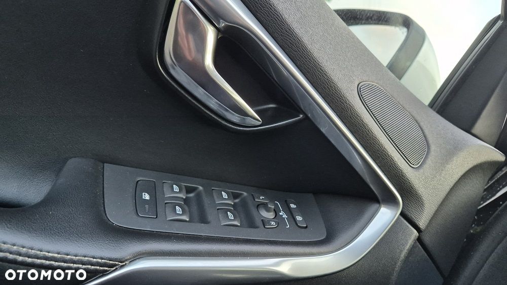 Volvo V40 D2 RDesign - 14