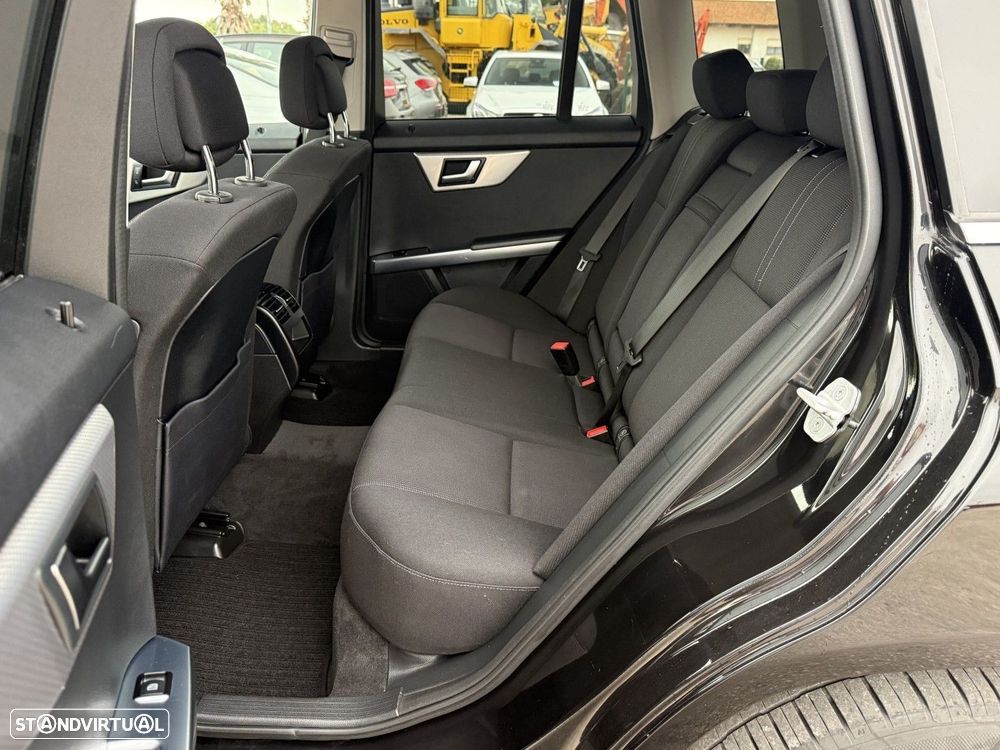 Mercedes-Benz GLK 200 CDI (BlueEFFICIENCY) - 13