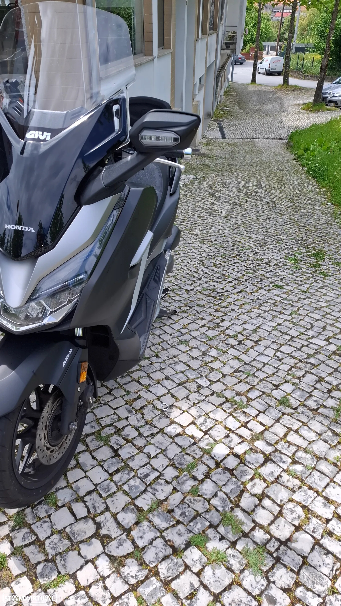Honda Forza - 3