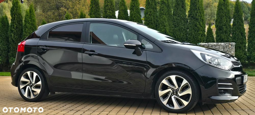 Kia Rio - 12
