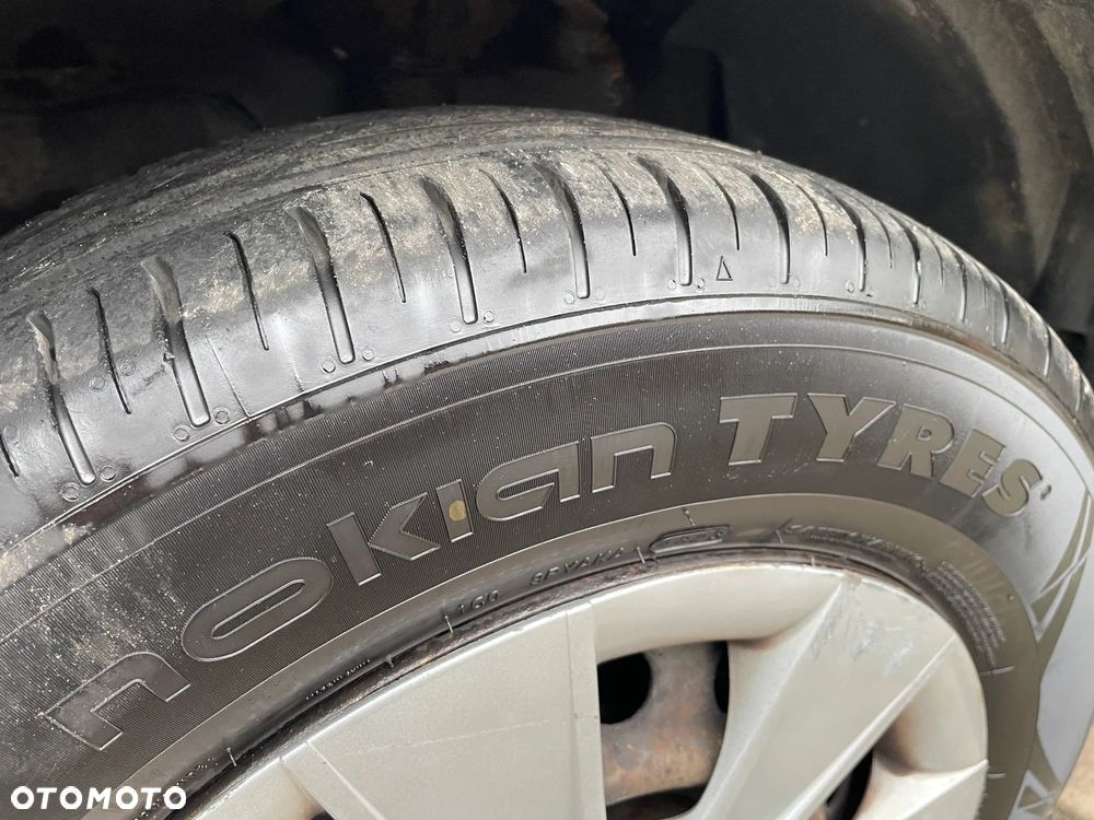 Suzuki SX4 1.6 GS/Premium - 16